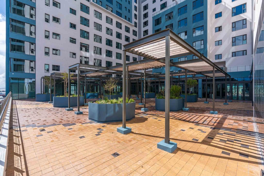 To Let 2 Bedroom Property for Rent in Foreshore Western Cape
